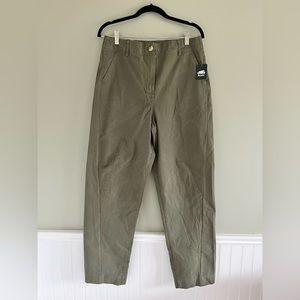 Roots BNWT Mayne Utility Pant in Kalamata Olive Green Sz8